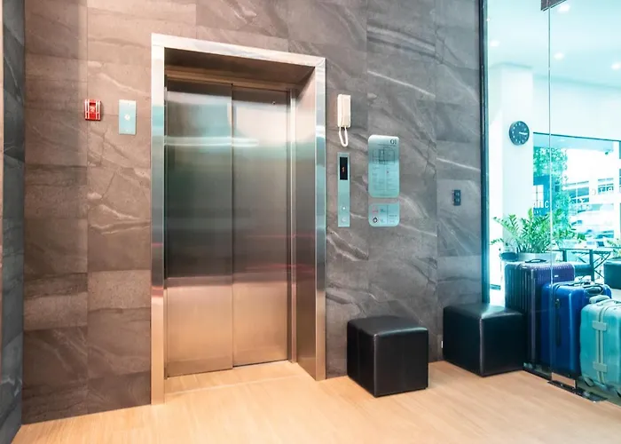 Cubic Bangna Hotel 3*